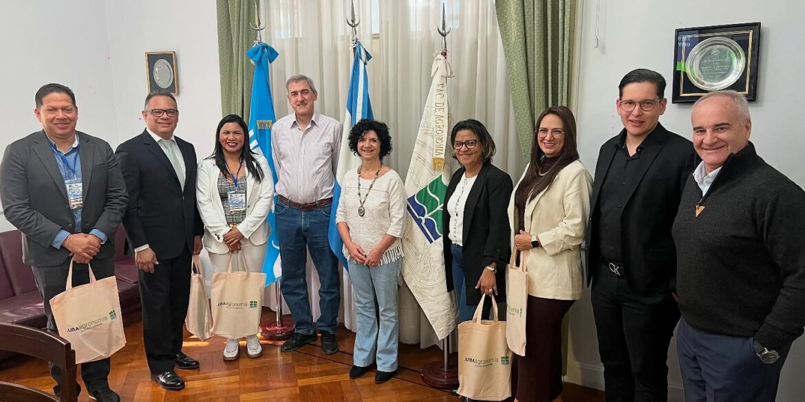 Comitiva de Negocios Verdes Sucre en FAUBA